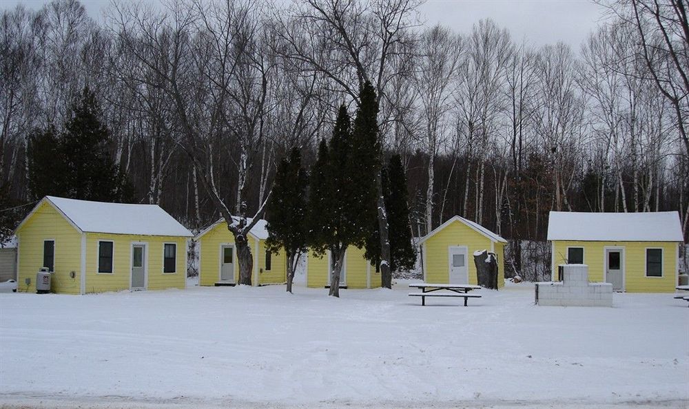 Hotel Katahdin Cabins Millinocket Exterior foto